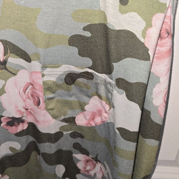 Queen Bees Tank Top - Picture 3 of 6